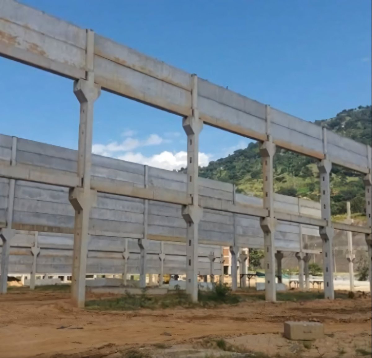 Foto real de obra: armado de estructura